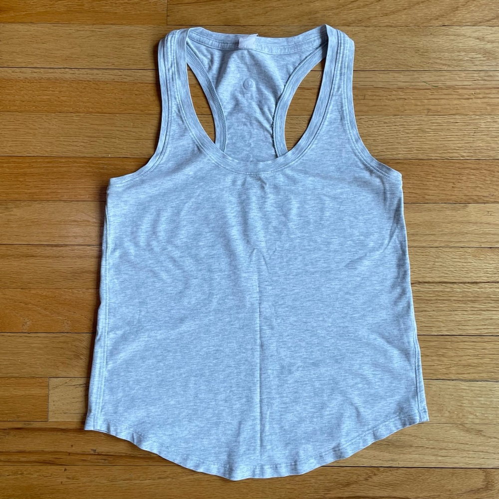 Lululemon Love Tank NWOT Heathered Core Ultra Light Gray Size 2